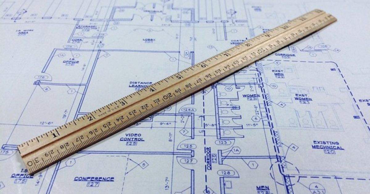 Common Things that are 12 inches long/Big