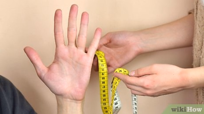 v4 460px Measure Hand Size Step 8 Version 3